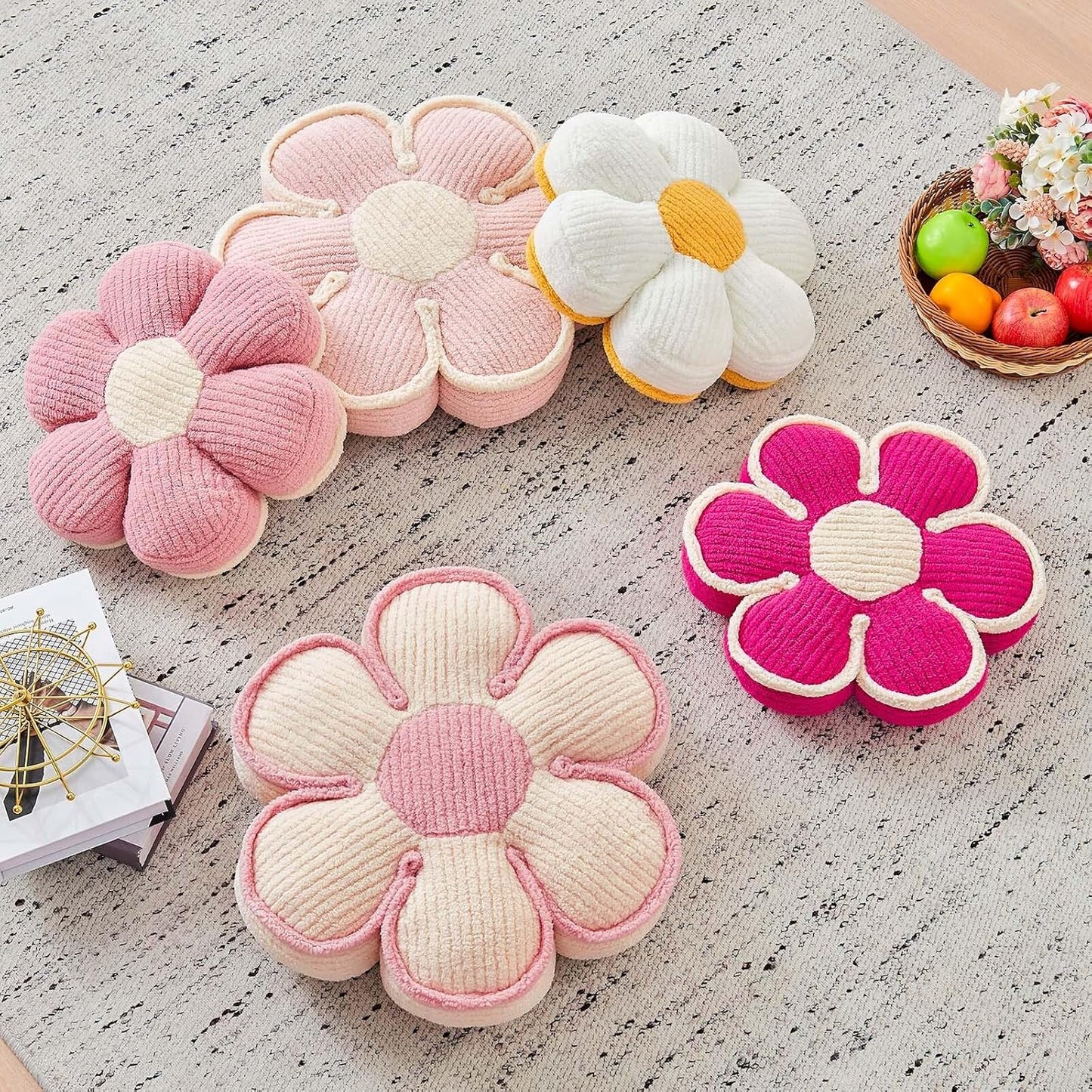 Flower Pillow, Soft Flower Decorative Throw Pillow, Cute Daisy Flower Shaped Seating Floor Cushion Room Décor Plush Pillows for Sofa Couch Bed (17.7 Inch, Ivory)